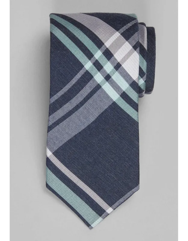 Perfection Plaid Tie