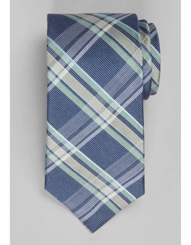 Traveler Collection Peppermint Plaid Tie