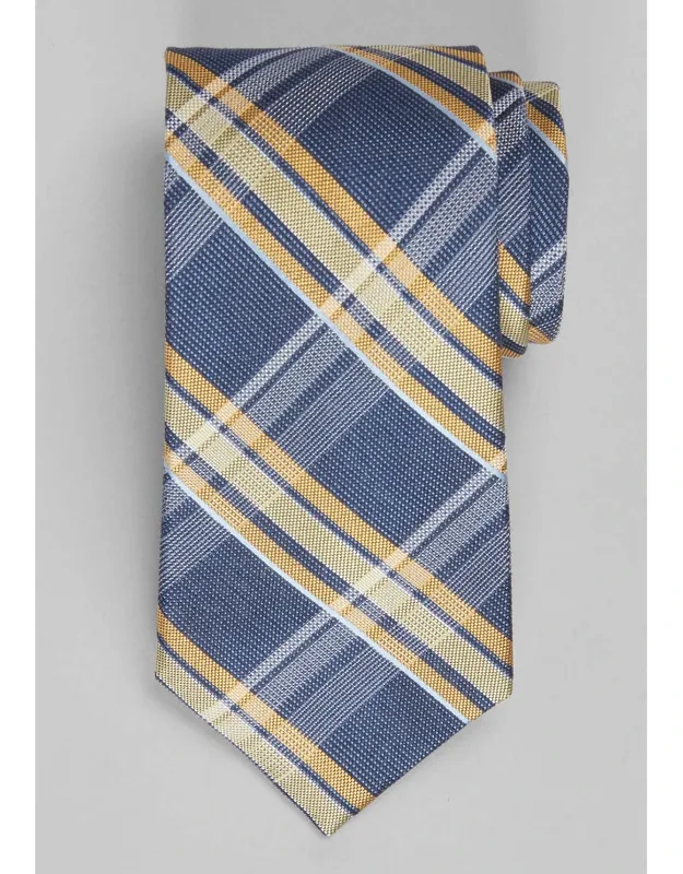 Traveler Collection Peppermint Plaid Tie