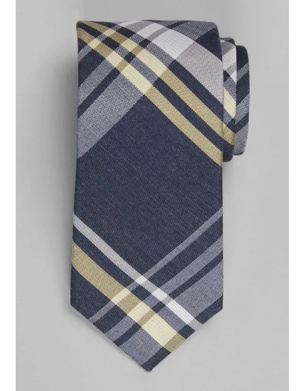 Perfection Plaid Tie