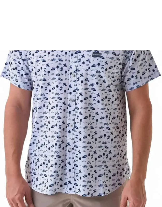 Performance Button Up Shirt With Quick-drying And Moisture-wicking Properties