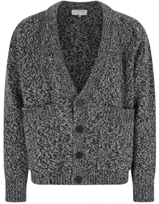 Textured Knit Sweater With Ribbed Cuffs