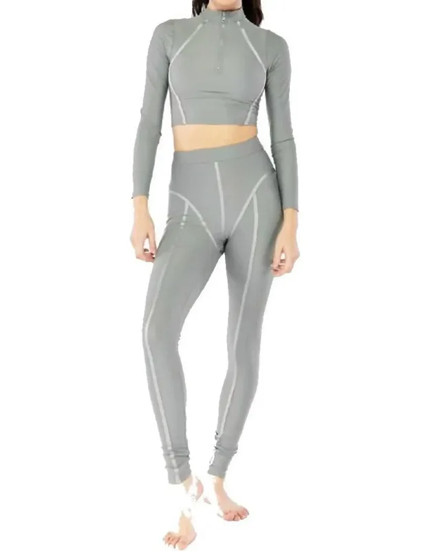 Active Long Sleeve High Neck Zipper Crop Top