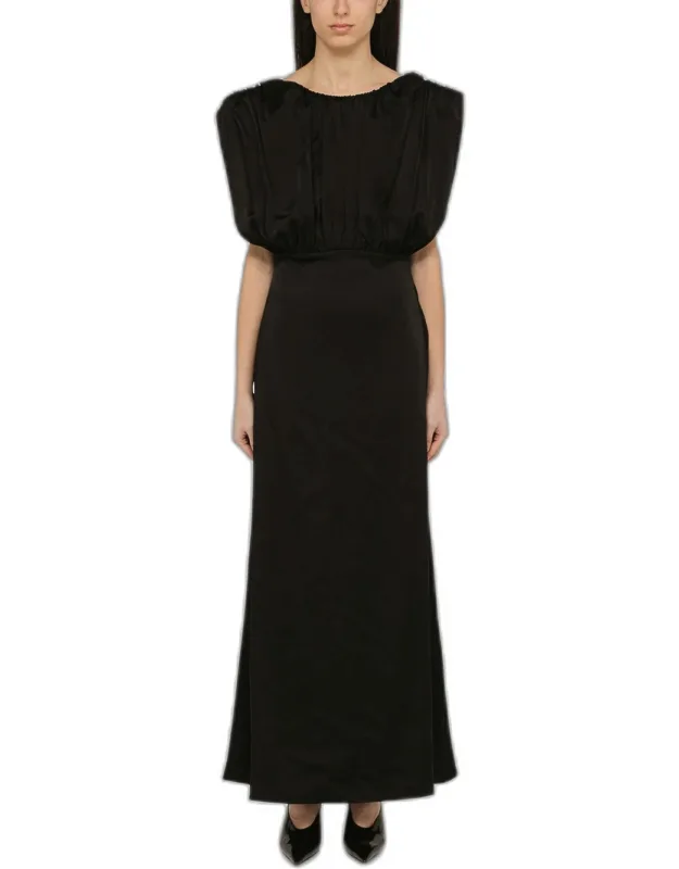 Long Dress With Black Ruffles