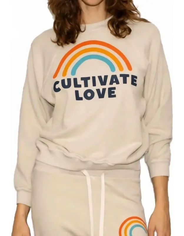 Cultivated Love Graphic Pullover