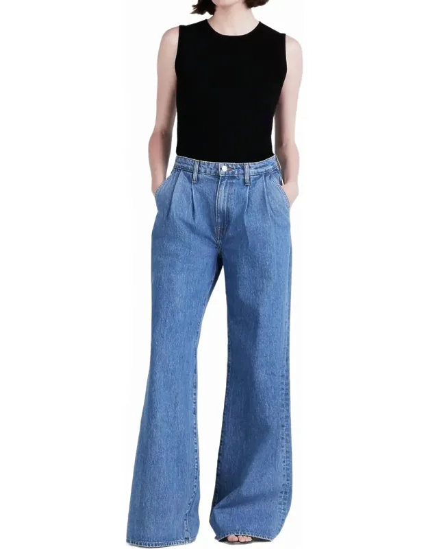 High Rise Pleated Trousers