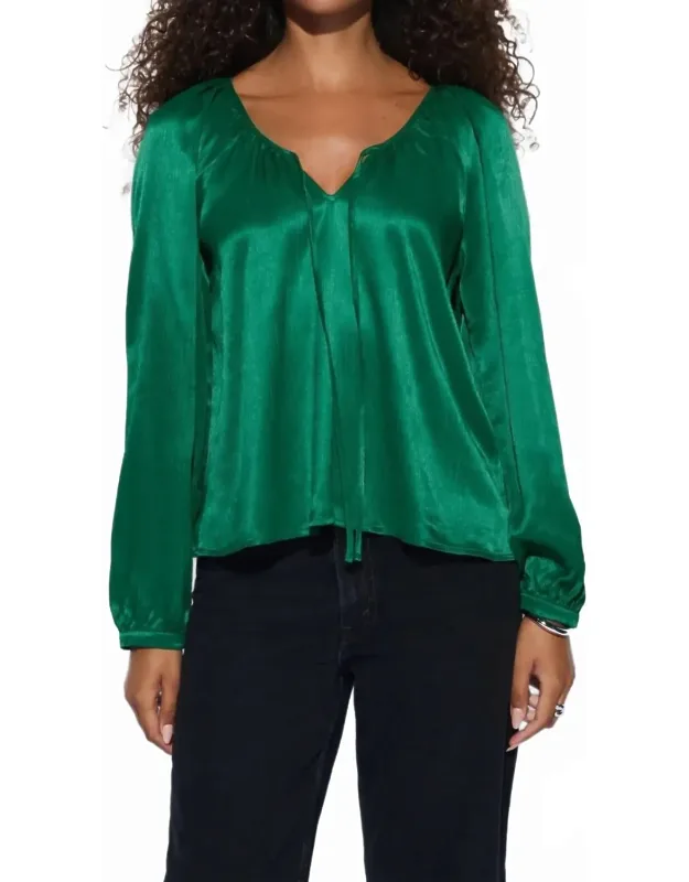 Tie Front Top
