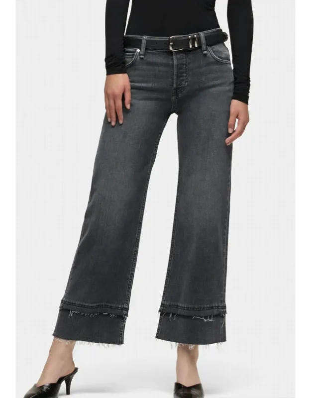 Ankle Jeans