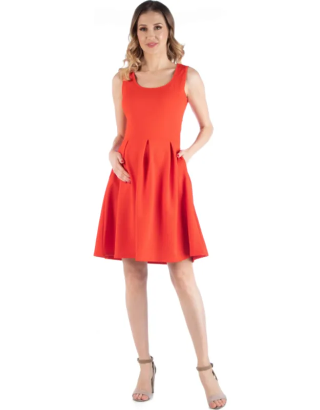 Maternity Scoop Neck Sleeveless Pleated Soft Flare Knee Length Pocket Dress