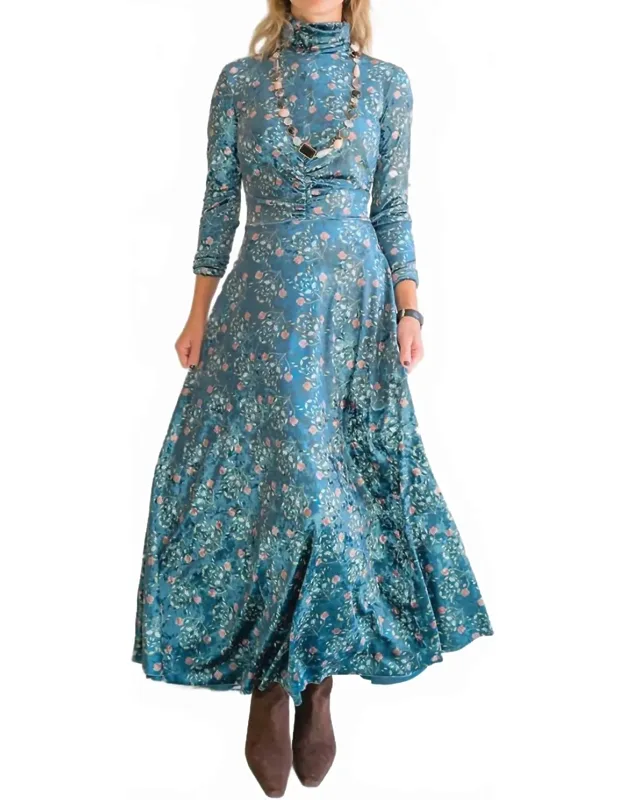 Ranat Velvet Dress