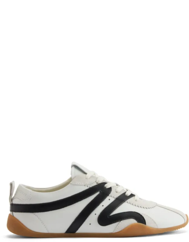 Low-top Sneakers
