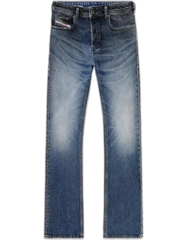 D-2007 Straight Leg Medium-wash Denim Jeans