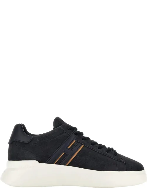 Lace-up Sneakers