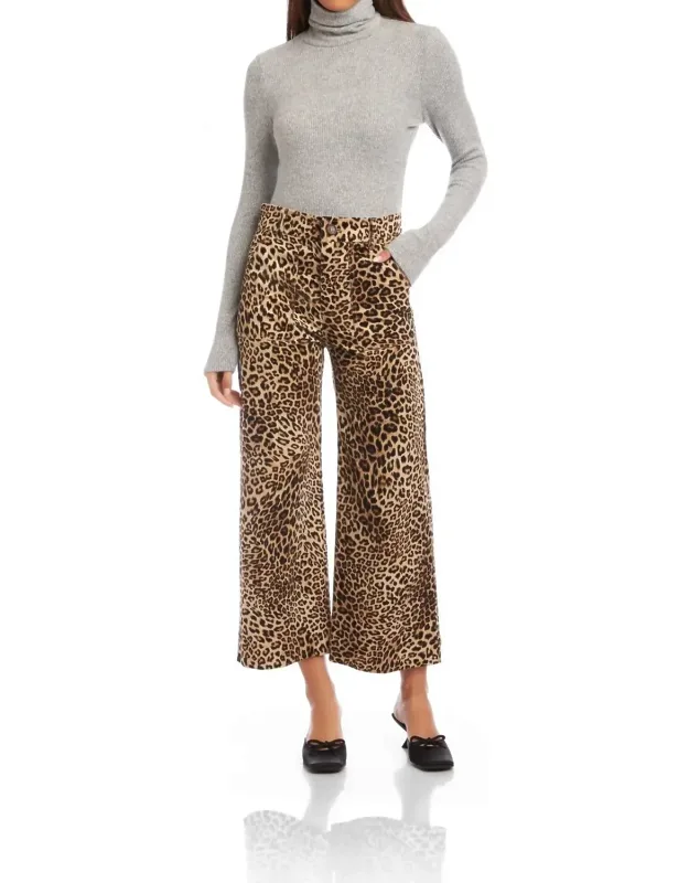 Cropped Pants