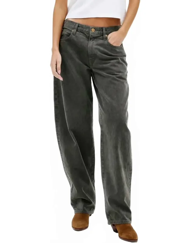 Barrel Leg Jeans