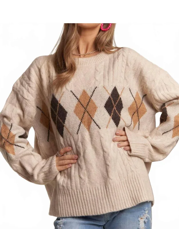 Diamond Pattern Cable Knit Sweater