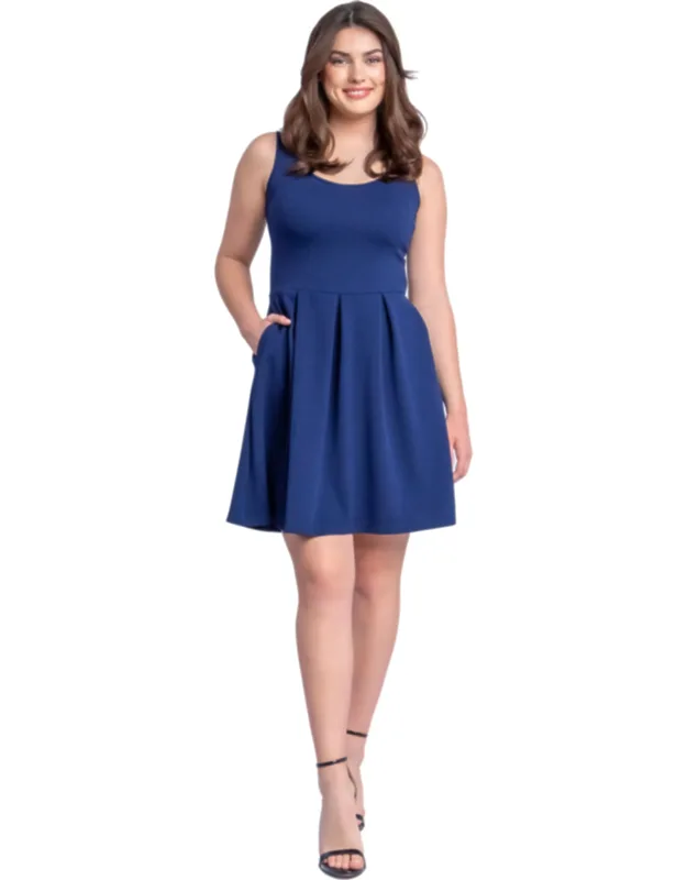 Scoop Neck Sleeveless Pleated Knee Length Pocket Fit N Flare Dress