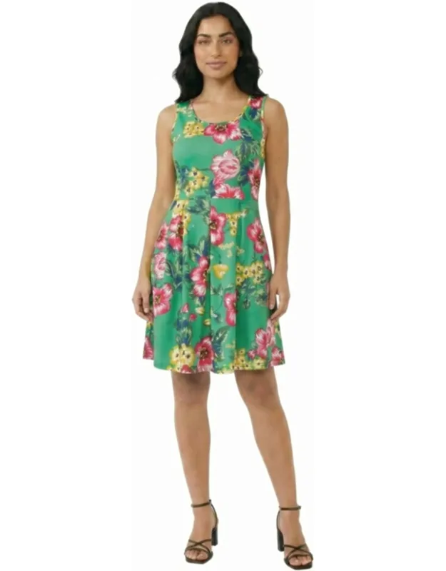Petite Floral Sleeveless Pleated Pocket Fit And Flare Dress