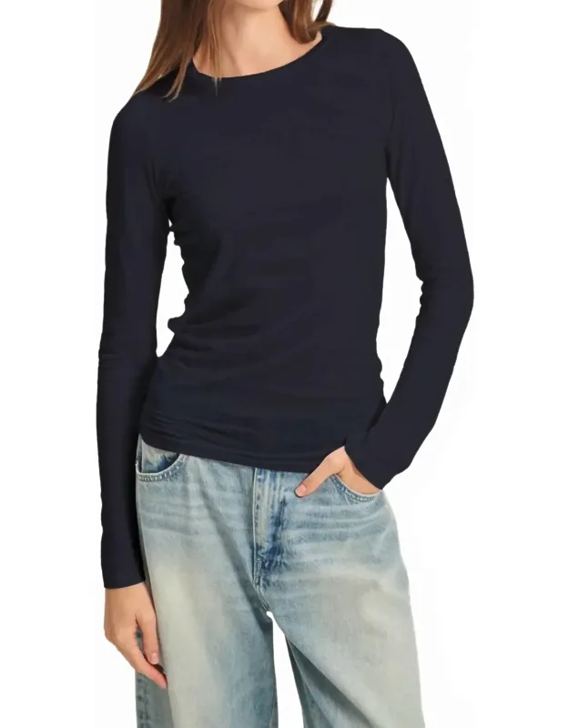 Longsleeve Crewneck Top