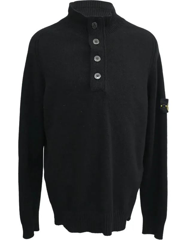 Half-buttoned Sweater