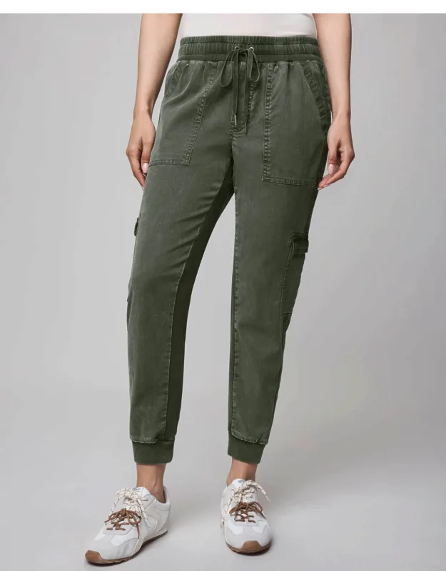 Jaclyn Joggers