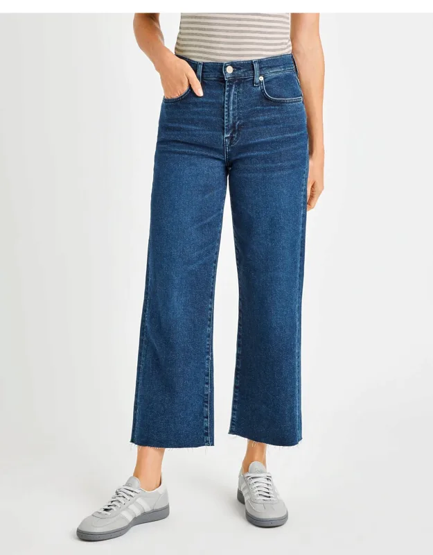 Cropped Wide Leg Raw Hem Jeans
