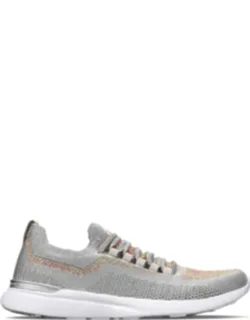 Techloom Breeze Sneakers