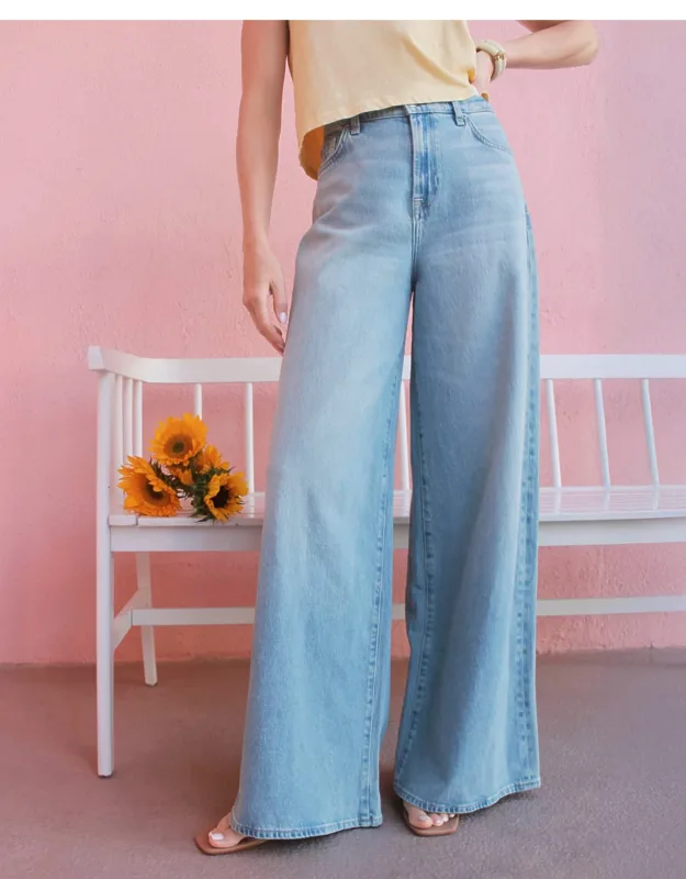 Ravyn Cuffed Wide Leg Jeans