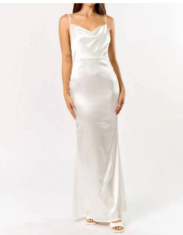 To Have And To Hold 3d Floral Applique Maxi Dress