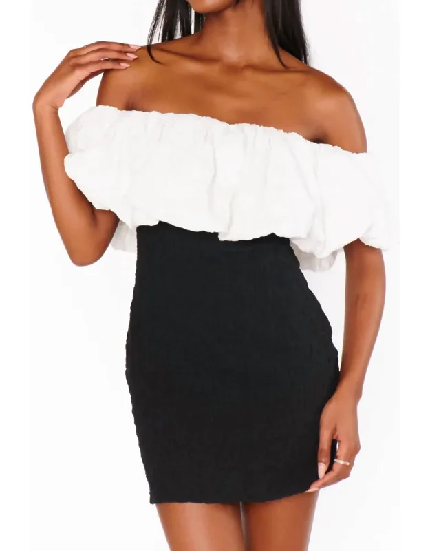Anita Mini Dress In Texture Stretch With Off-the-shoulder Design And Short Sleeves