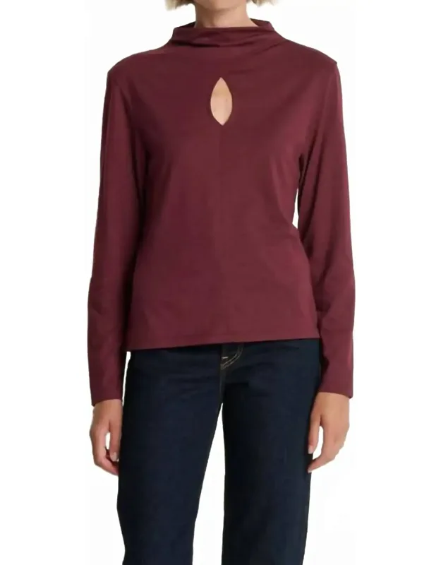 Keyhole Tee
