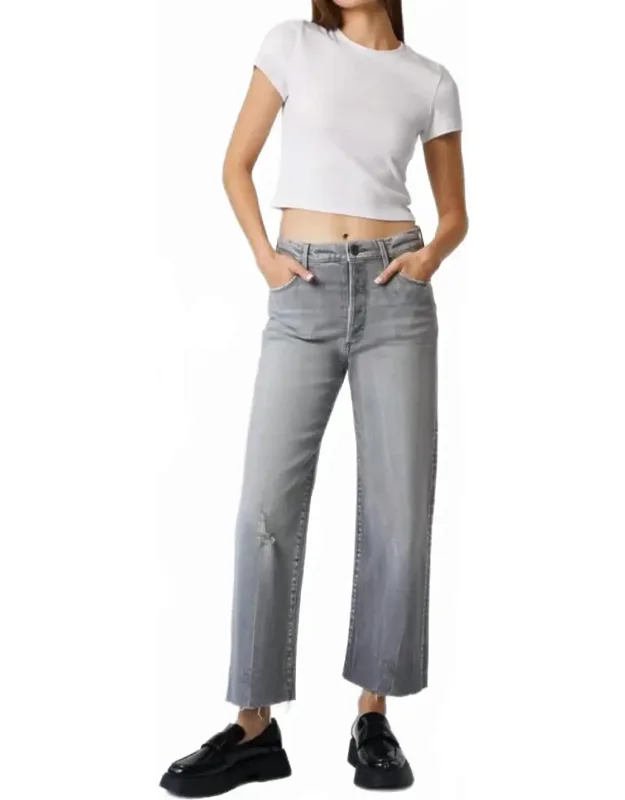 Wide Leg Jeans With Raw Hem