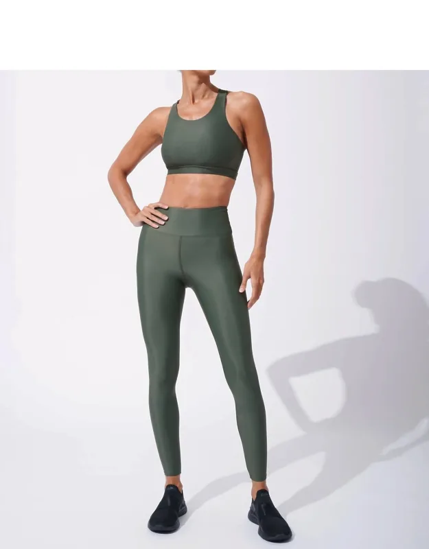 Scoop Neck Body Bra