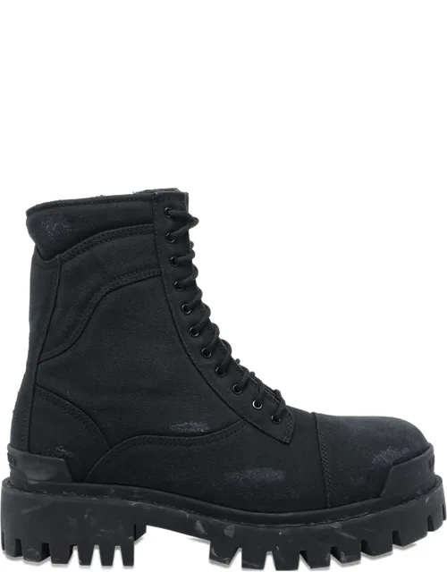 Boots With Round Toe And Lateral Zip Closure