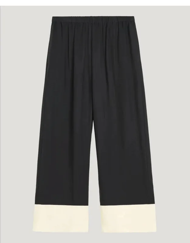 Wide-leg Trousers