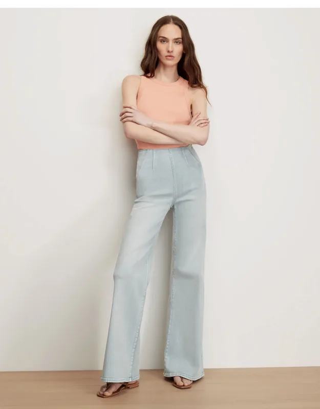 Off-duty Flare Jeans