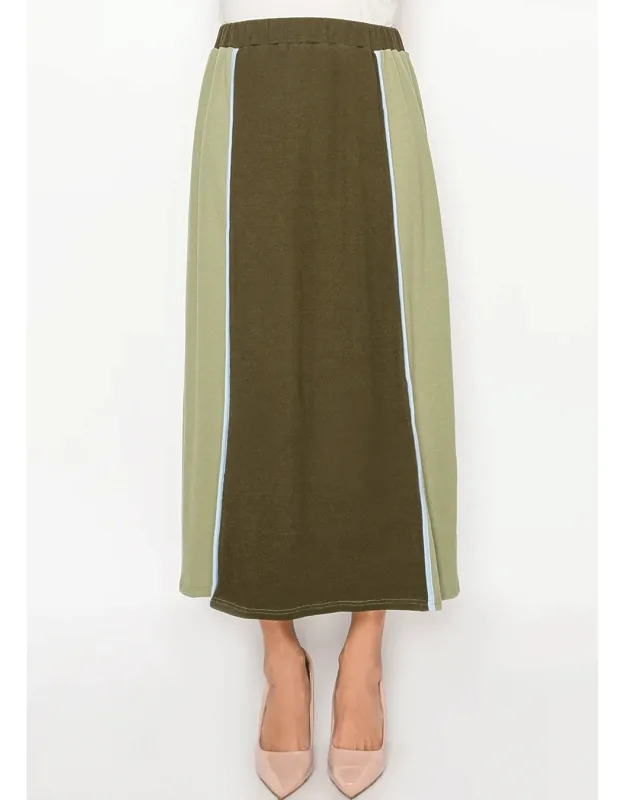 Paneled Everyday Skirt