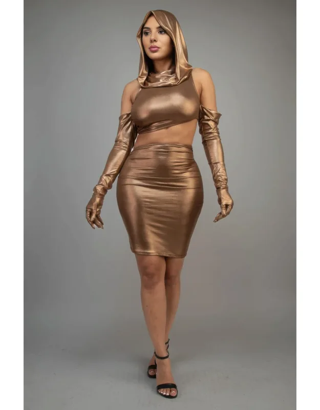 Dress With Gloves And A Hoodie