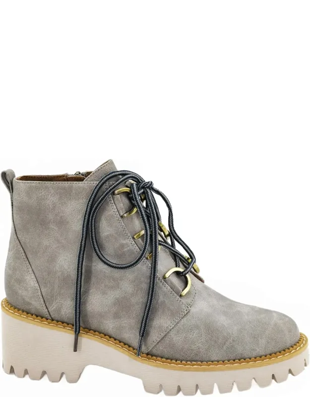 Trail Ride Boots