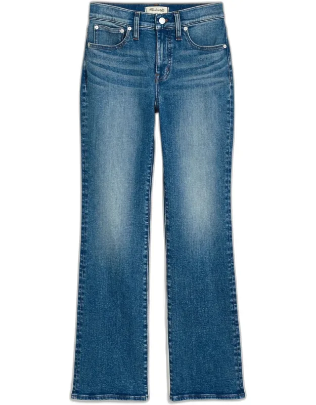 Kick Out Crop Jeans