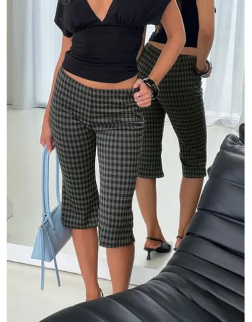 Lights Are Off Capri Pants
