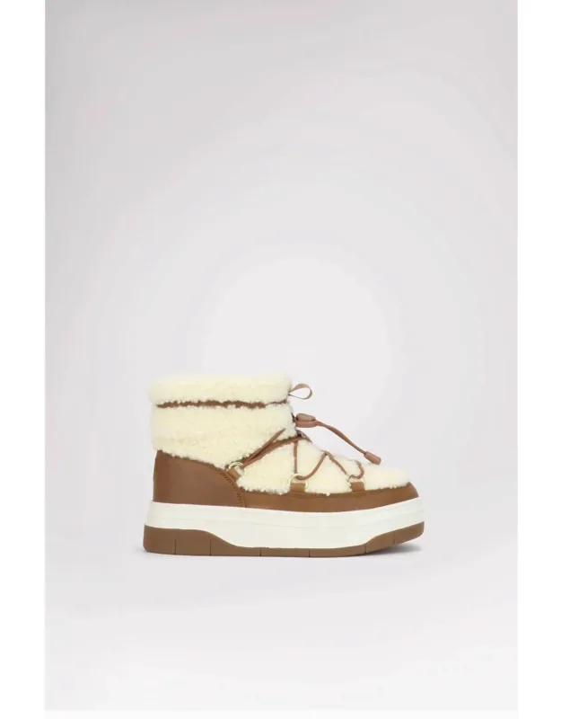 Janie 2.0 Boots