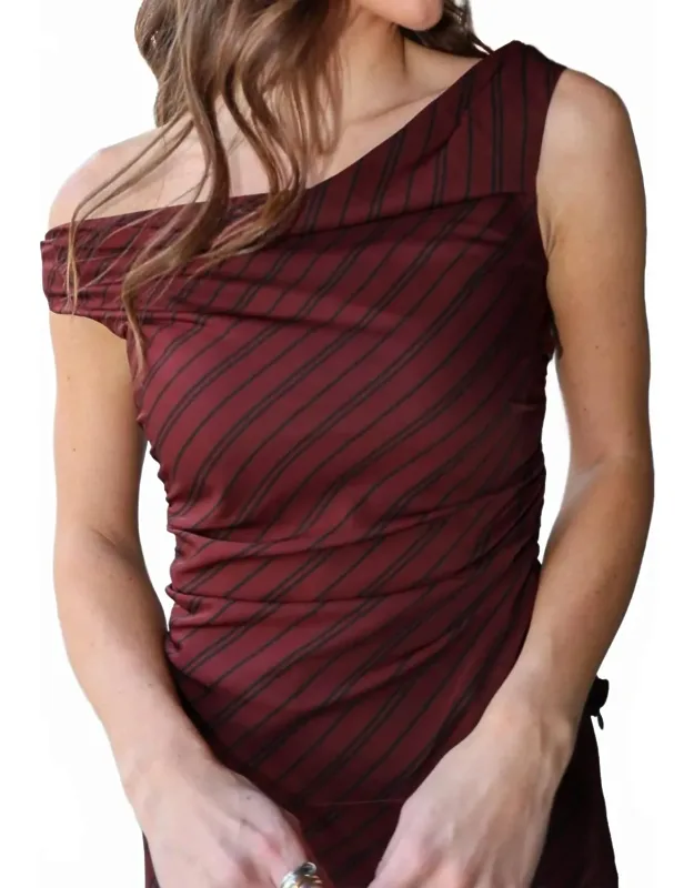 Benedict One-shoulder Top