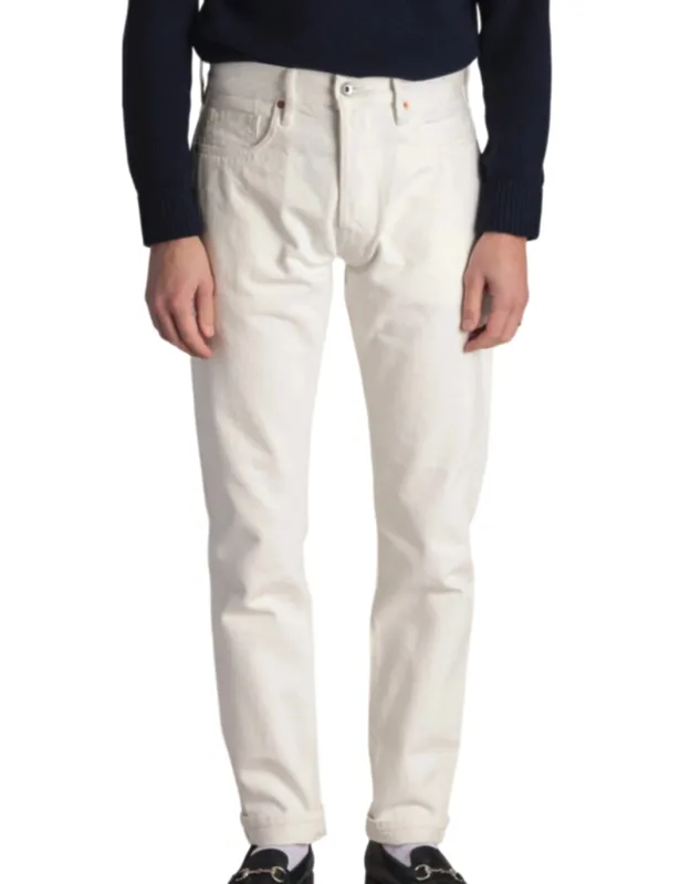 Tapered Jeans