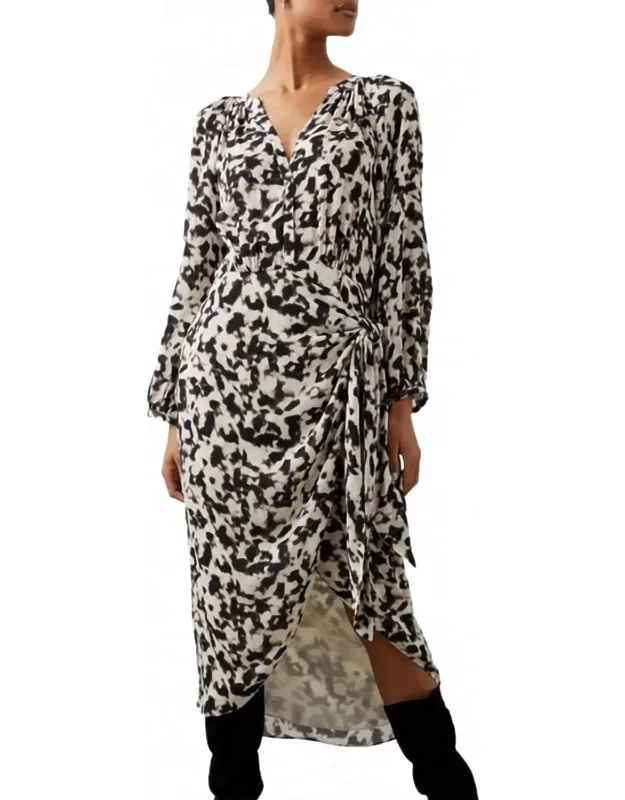 Tyra Dress