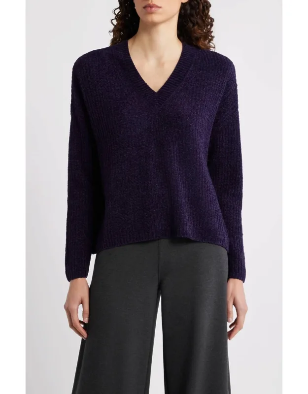 V-neck Stretch Cotton Sweater