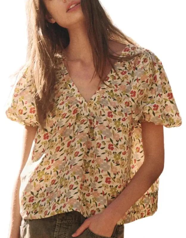 Bungalow Top In Floating Petals Floral