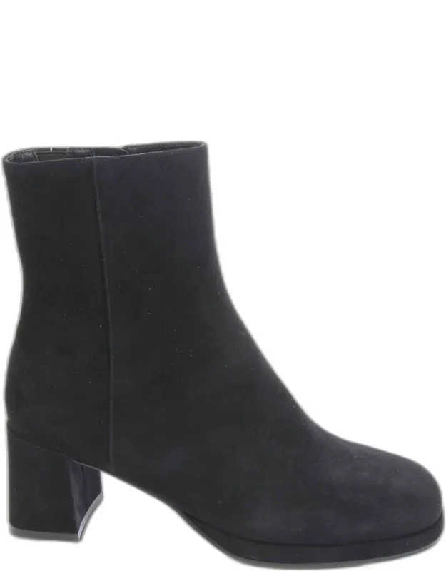Vanity Booties