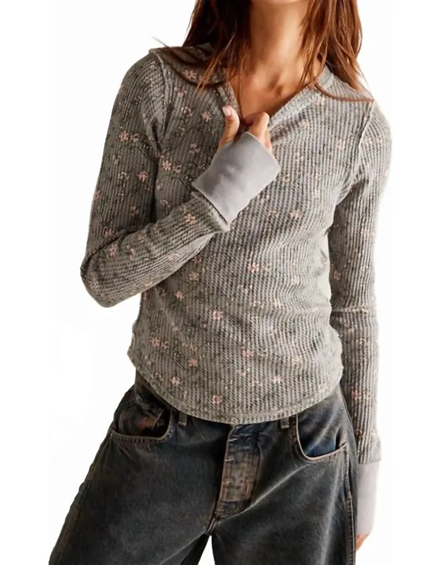 Pretty Little Thermal Top