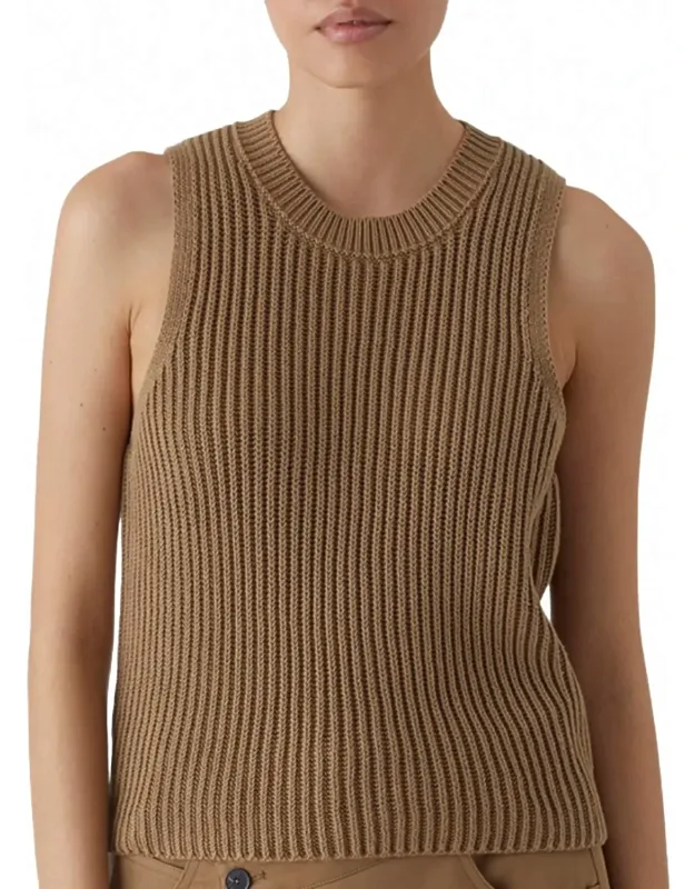 Short Sleeved Knit Top